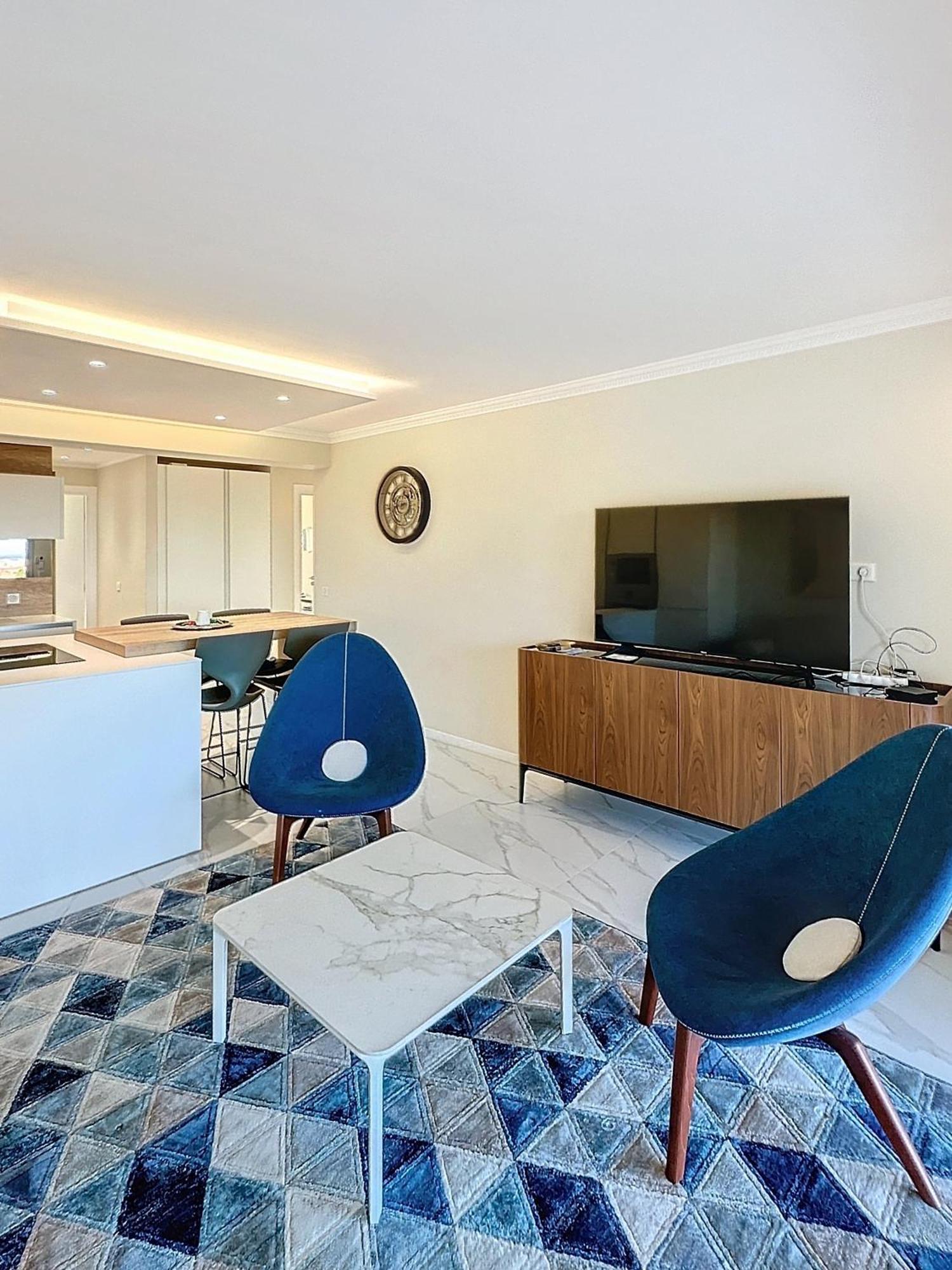 3 Pieces Vue Appartement *